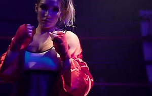 Cali Carter is the boxing hottie that likes to stuff her tight box