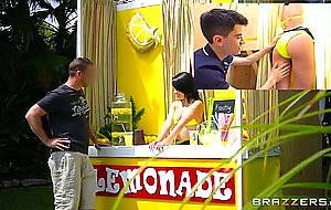 Kristina rose gets ass fingered while serving customers some lemonade