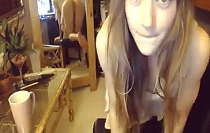 Stunning webcam teen dildos to orgasm