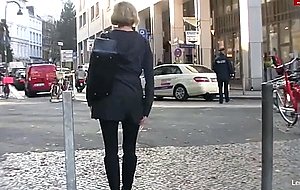 Mom and anal plug in public  