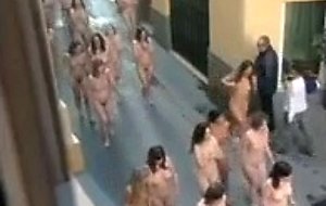 Spencer tunick's mass nudity event in valencia  