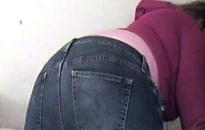 Chubby slut farting in jeans  
