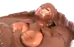 Chocolate pudding play  