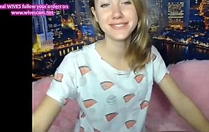 Webcam teen sweet lilly showing her sweet  