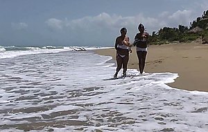 Ebony x 2 having a vacation in the carribean sea