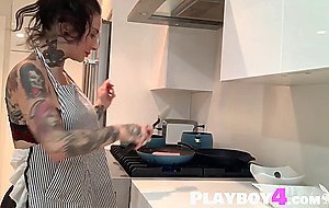 Tattooed horny MILF put huge dildo in pussy after hot cooking