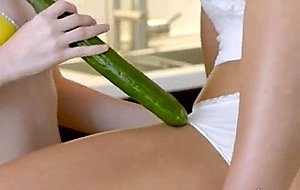 Faye reagan fucks lexi cucumber