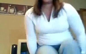 Milf on webcam doing foot show