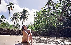 Lola johnson tropical beach