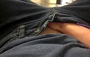 Masturbation fille en Jeans avec Vibro