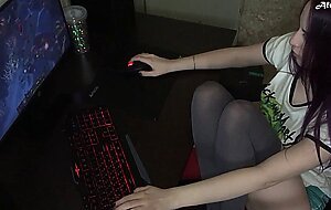 Femfoxfury, while favorite gamer girl plays guy fucks her big sex toy and brings cutie to orgasm