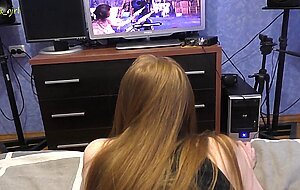 Sasha foxgirl, stepsister occupied the pc. fucked her & cum on her hair while she played