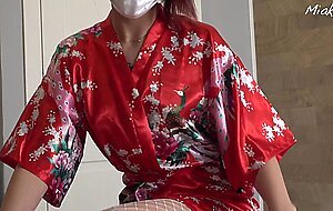 Miakaz, i dag lavede en kæreste i en japansk badekåbe i stedet for en massage en lang bj