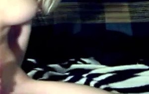 Blonde teen tslut on webcam