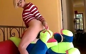 Adorable miley gets her pussy penetrated